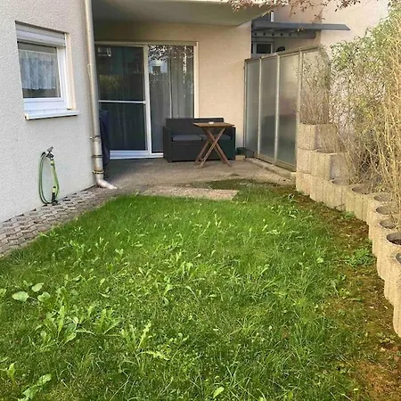 Διαμέρισμα Fewo135 - An Der A8 & Dennoch Stadtnah Kirchheim unter Teck